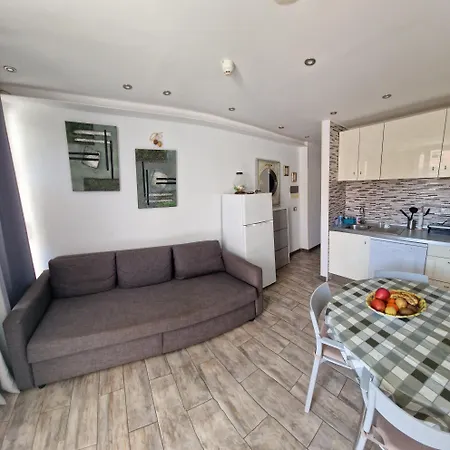 Апартаменты Eldorado Luis Ocean View *